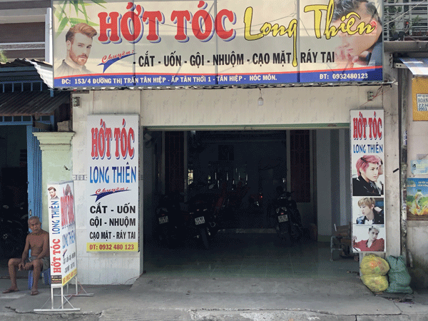 Sang tiệm tóc Nam mặt tiền nguyên căn gần trung tâm thị trấn Hóc Môn