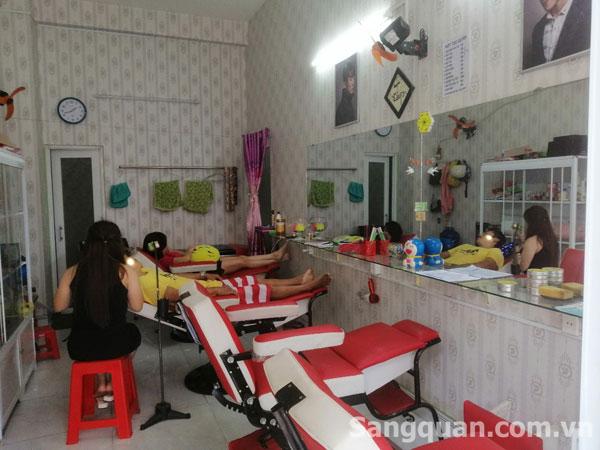 Cần sang gấp lại Salon tóc vật tư rất cao cấp tại Quận 8  SangQuan123com