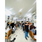 Sang mặt bằng salon tóc đầy đủ tiện nghi khu khu vực Tân Phú